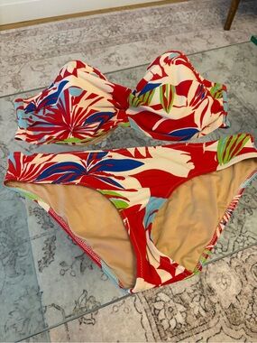 J Crew underwire bandeau tropical floral bikini red blue